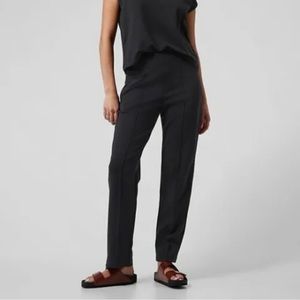 Athleta Eastbound Straight Pant Black Sz 10